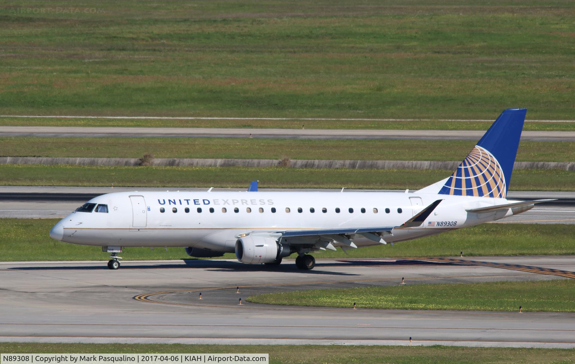 N89308, 2014 Embraer 175LR (ERJ-170-200LR) C/N 17000422, ERJ 170-200 LR