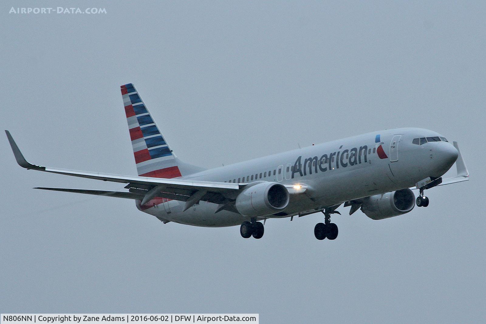 N806NN, 2009 Boeing 737-823 C/N 29561, Landing at DFW Airport