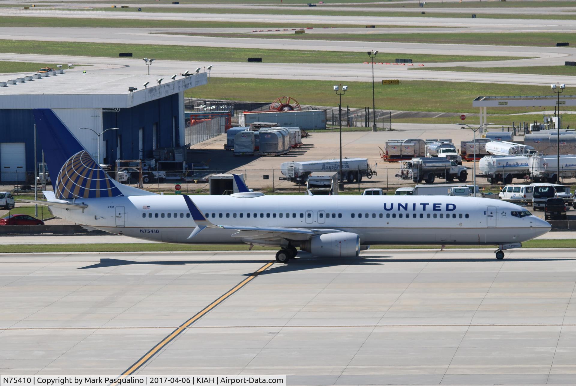 N75410, 2001 Boeing 737-924 C/N 30127, Boeing 737-900