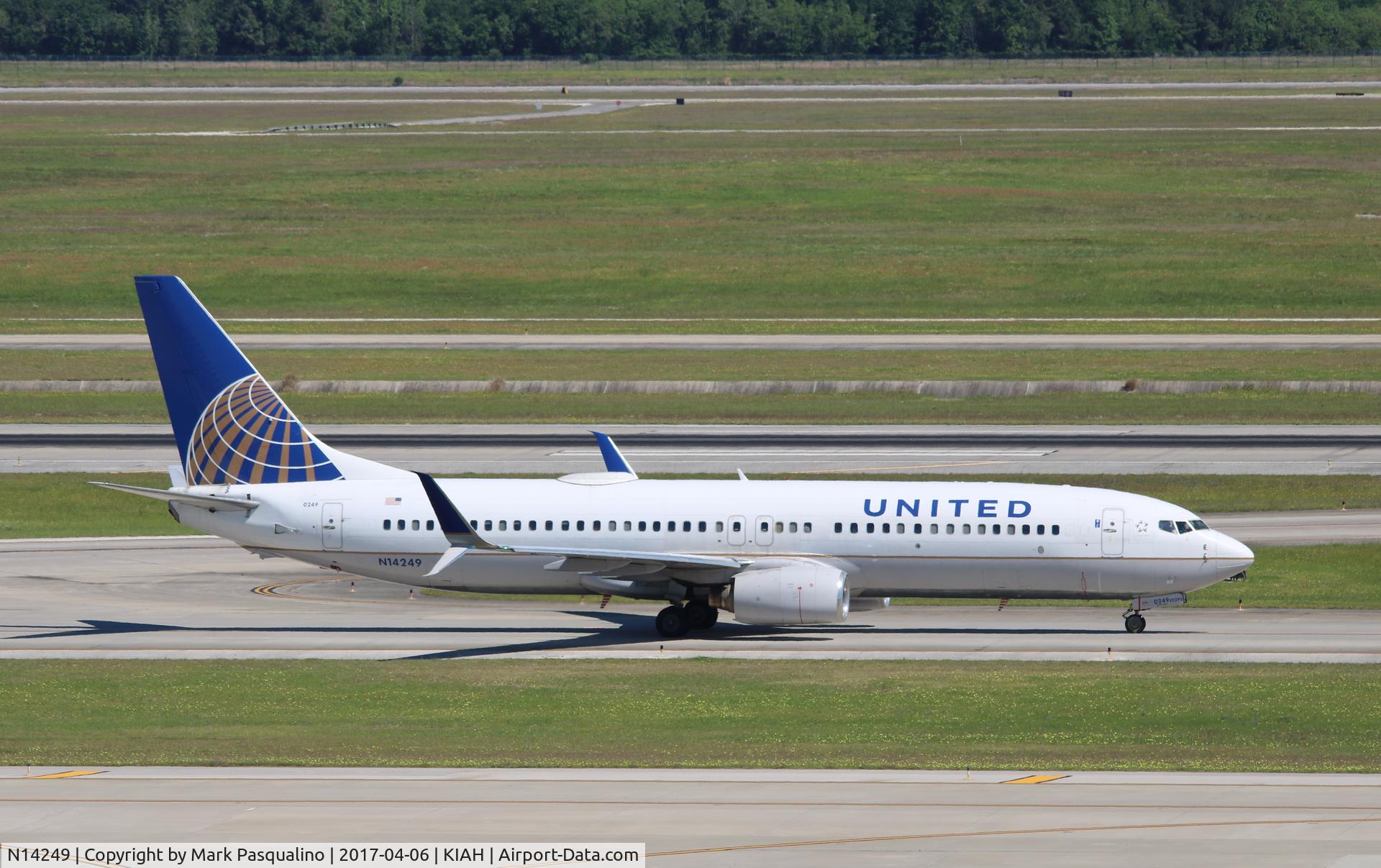 N14249, 1999 Boeing 737-824 C/N 28809, Boeing 737-800