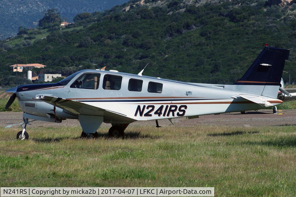 N241RS, 2008 Hawker Beechcraft Corp G36 Bonanza C/N E-3879, Parked