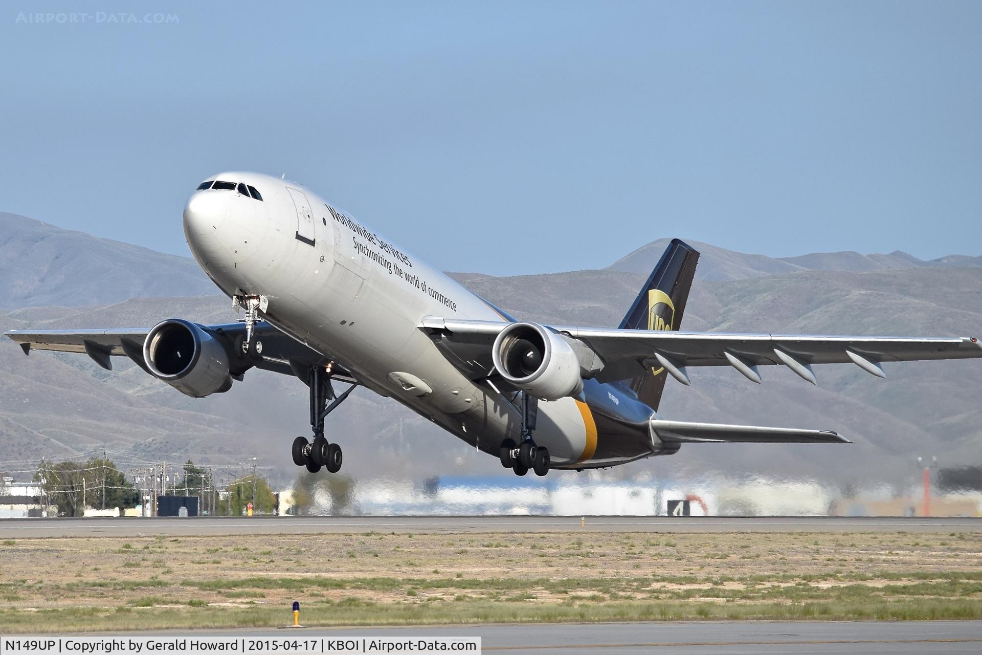 N149UP, 2003 Airbus A300F4-622R C/N 832, Departing RWY 28L.