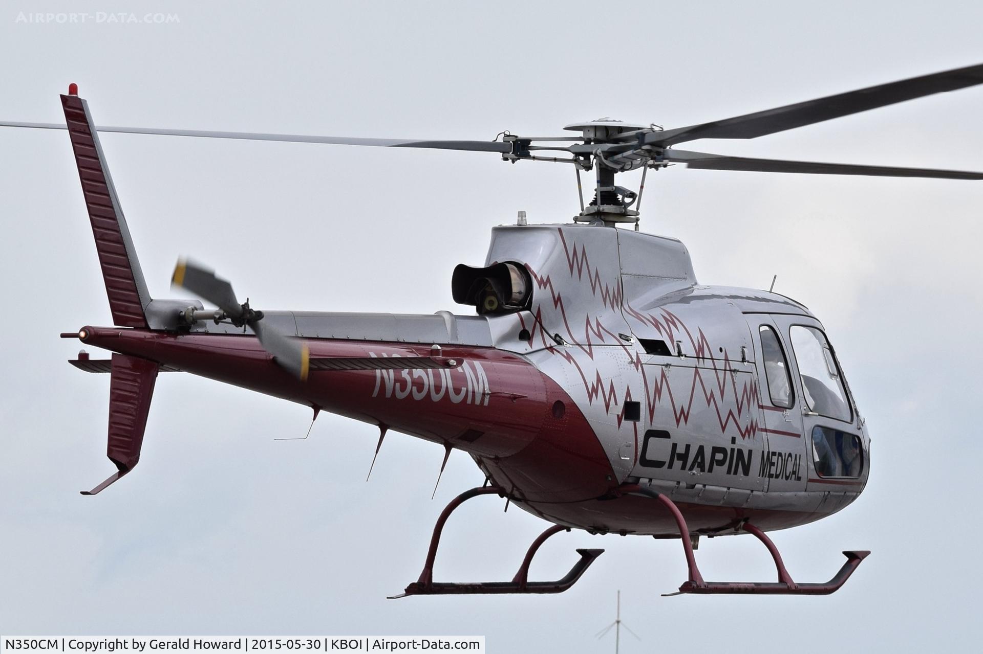 N350CM, 1989 Aerospatiale AS-350B-1 Ecureuil C/N 2265, Approach for landing on north GA ramp.