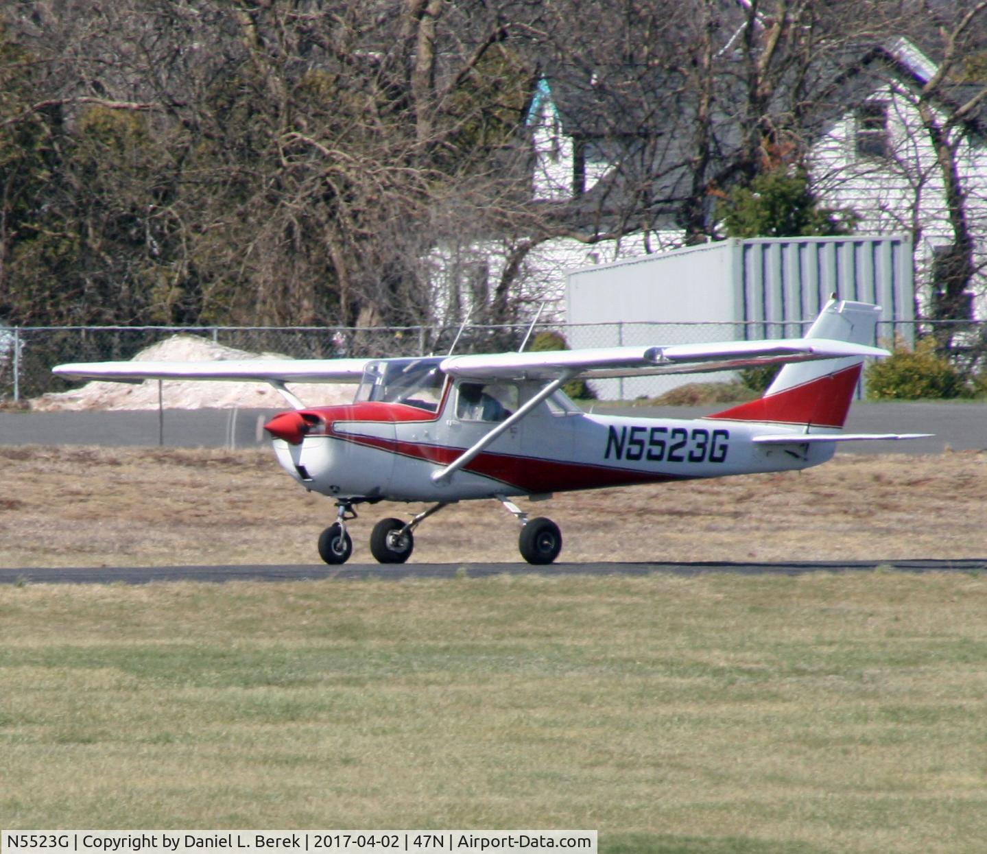 N5523G, 1969 Cessna 150J C/N 15071023, A 1969 Cessna 150 races down the runway for take off.