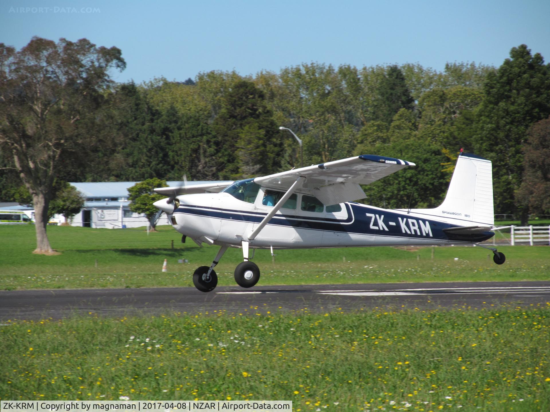 ZK-KRM, Cessna 180H Skywagon C/N 18051889, about to land