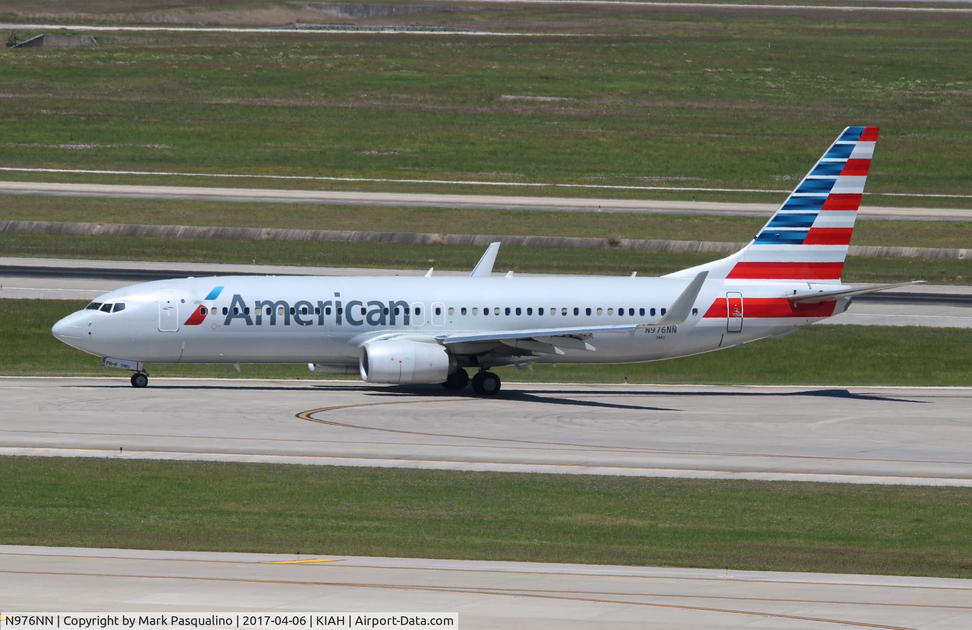 N976NN, 2015 Boeing 737-832 C/N 33243, Boeing 737-800