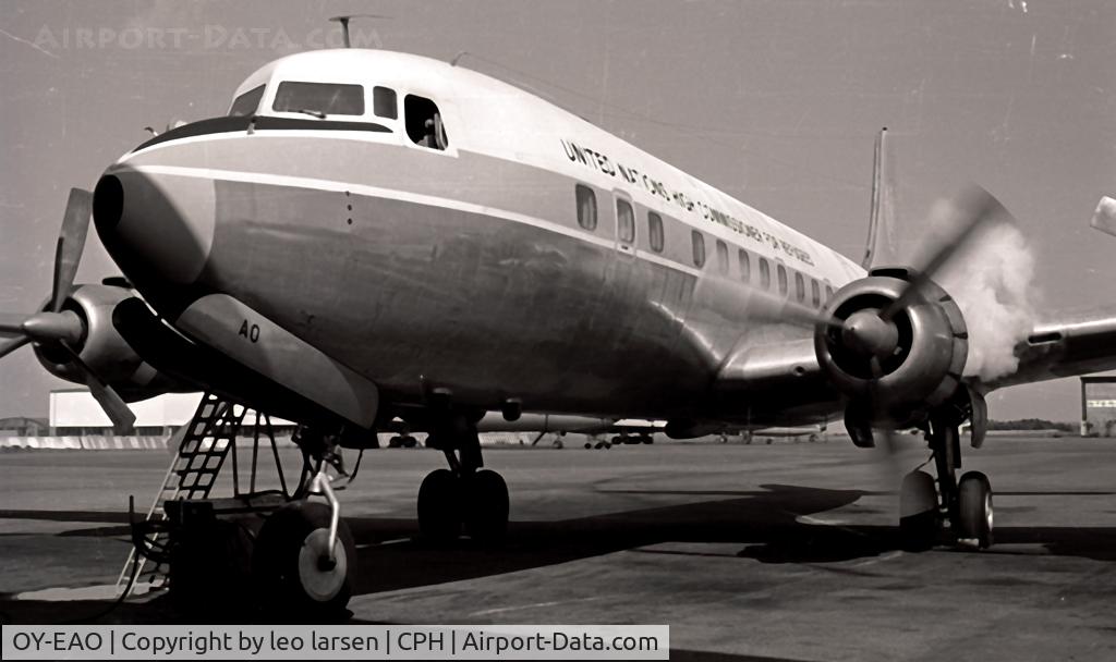 OY-EAO, 1951 Douglas DC-6B C/N 43274, Copenhagen 6.9.1972 engine start up