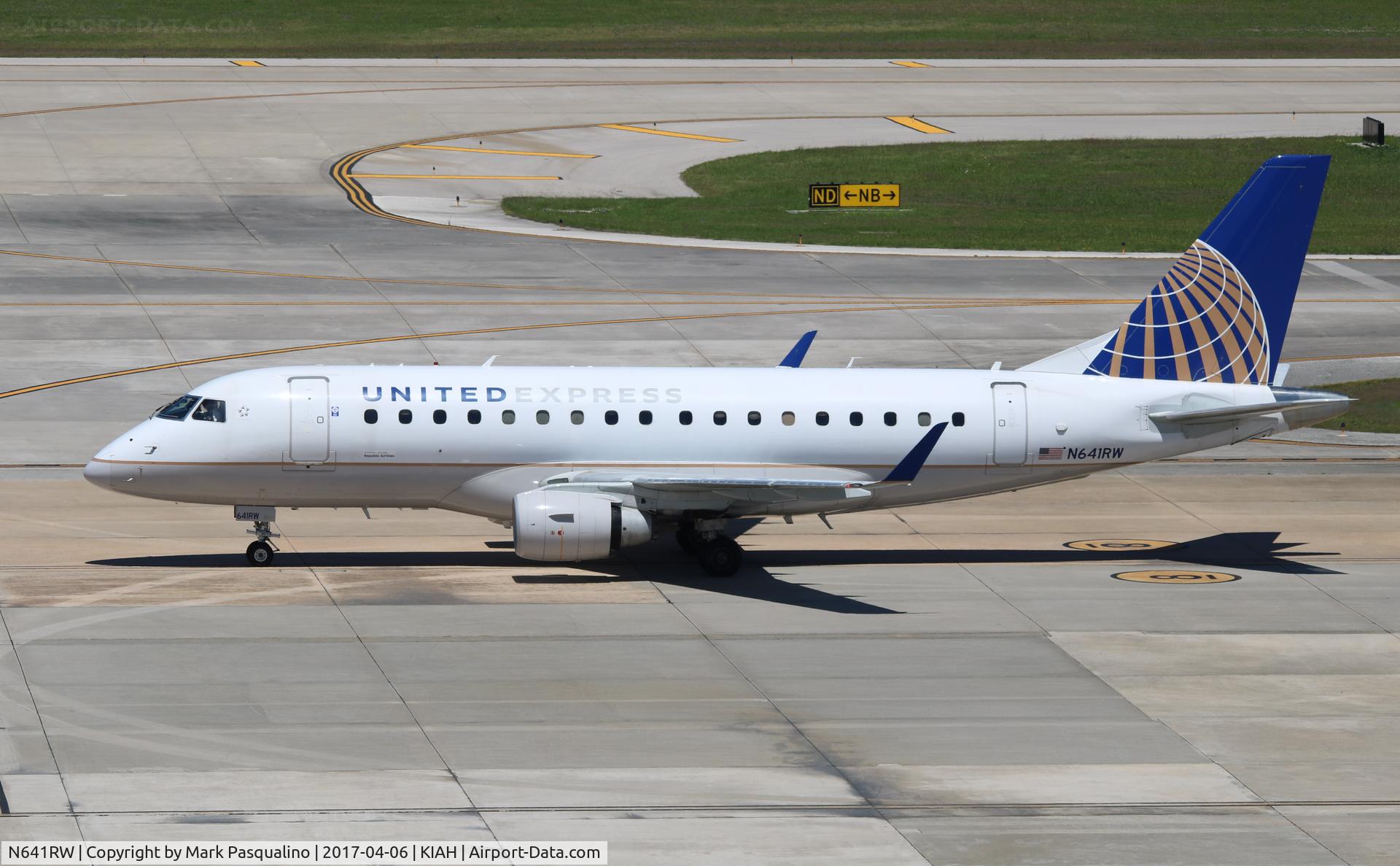 N641RW, 2004 Embraer 170SE (ERJ-170-100SE) C/N 17000062, ERJ 170-100 SE