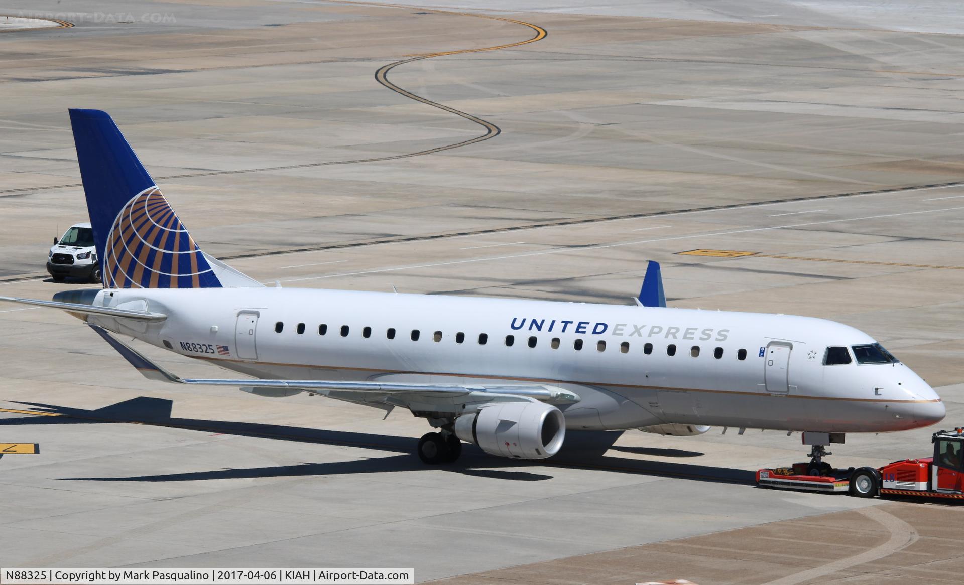 N88325, 2015 Embraer 175LR (ERJ-170-200LR) C/N 17000474, ERJ 170-200 LR