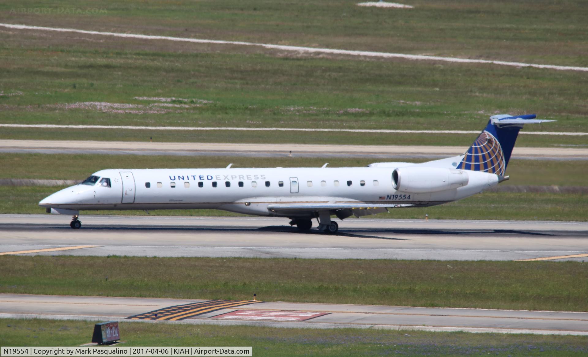 N19554, 2002 Embraer EMB-145LR C/N 145587, EMB-145LR