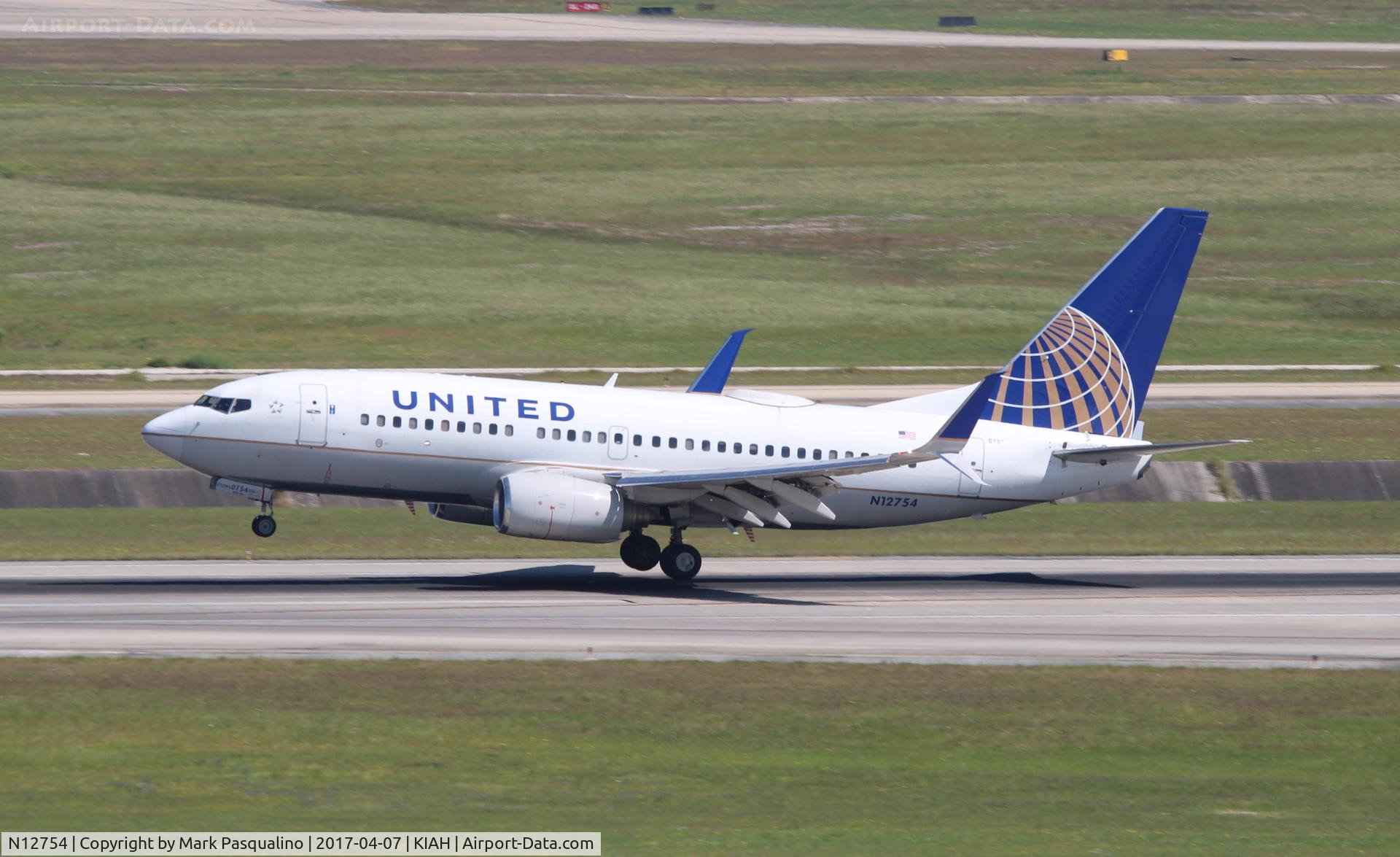 N12754, 2002 Boeing 737-7V3 C/N 30464, Boeing 737-700