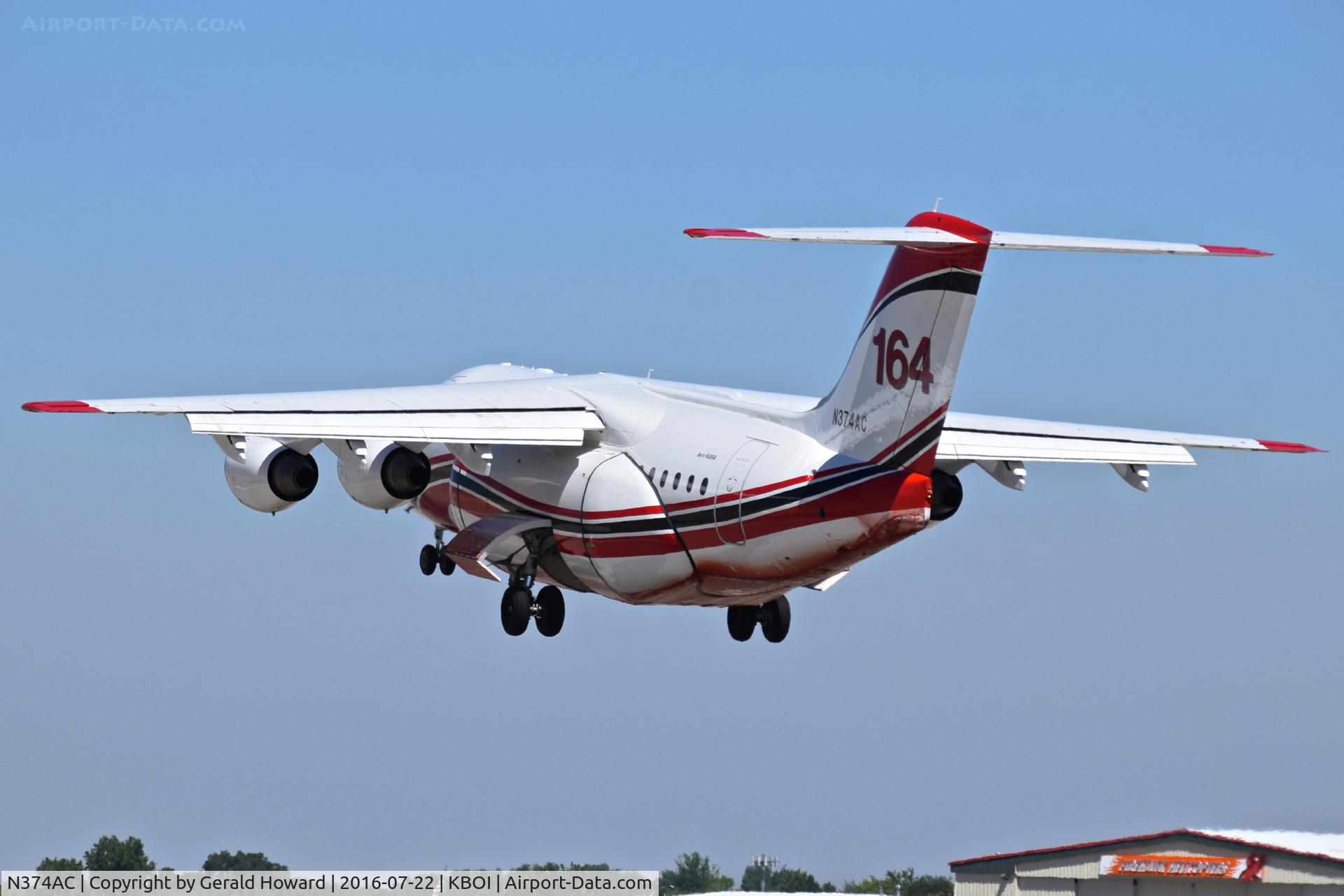 N374AC, 1995 British Aerospace Avro 146-RJ85 C/N E.2266, Departing RWY 28R.