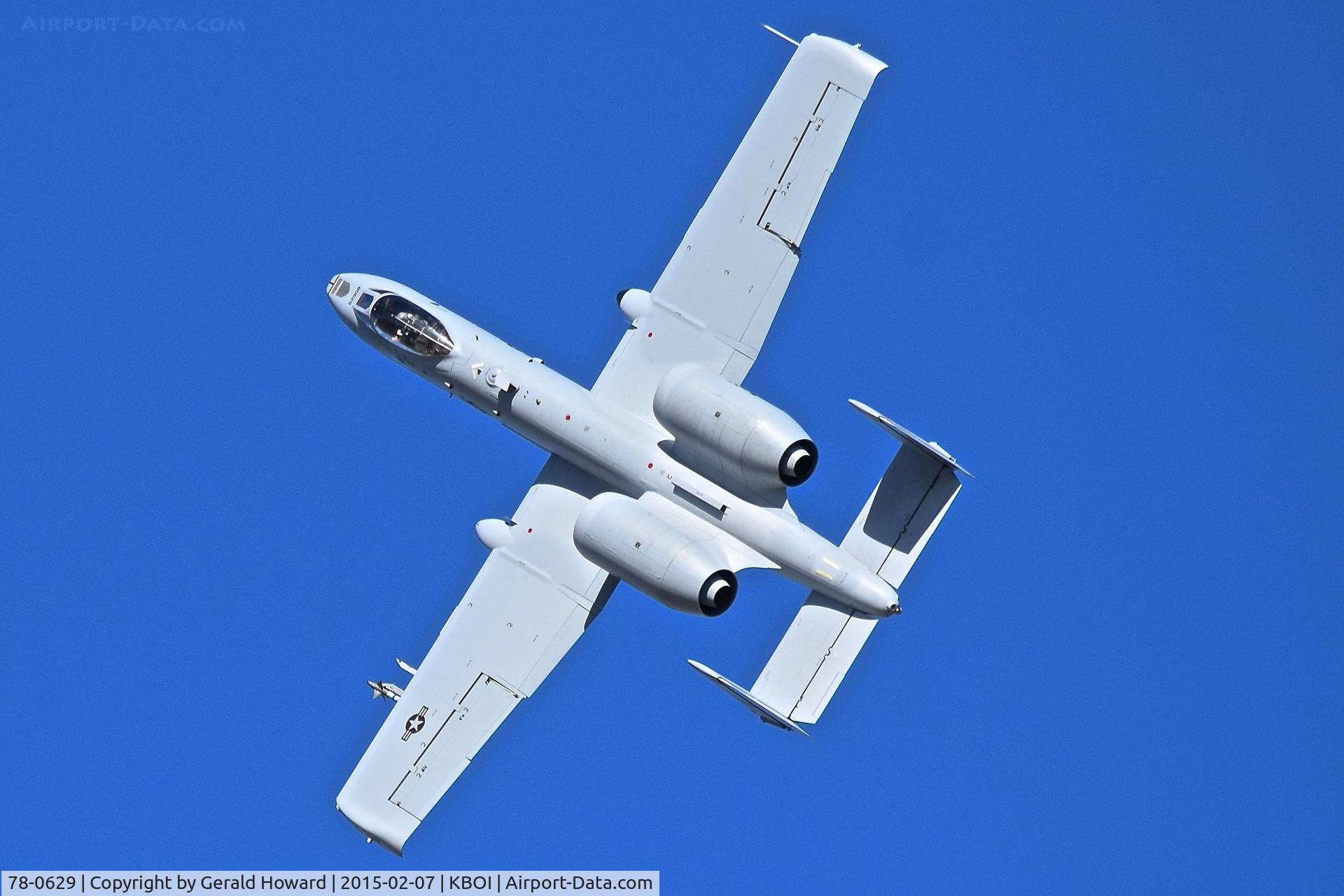78-0629, 1978 Fairchild Republic A-10C Thunderbolt II C/N A10-0249, Low approach to RWY 28R, then steep banking turn for the downwind.  190th Fighter Sq., Idaho ANG.
