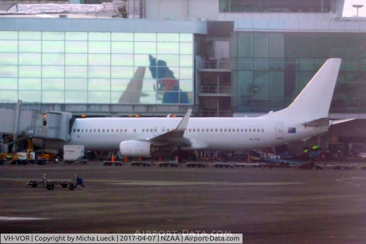 VH-VOR, 2004 Boeing 737-8FE C/N 33799, Territory Tinkerbell currently in all white livery