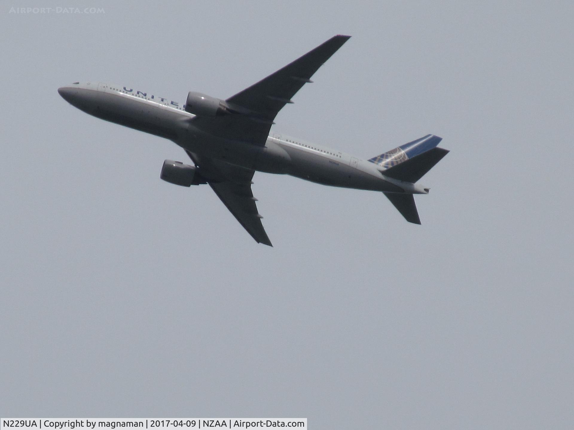 N229UA, 2002 Boeing 777-222 C/N 30557, over botany downs after take off