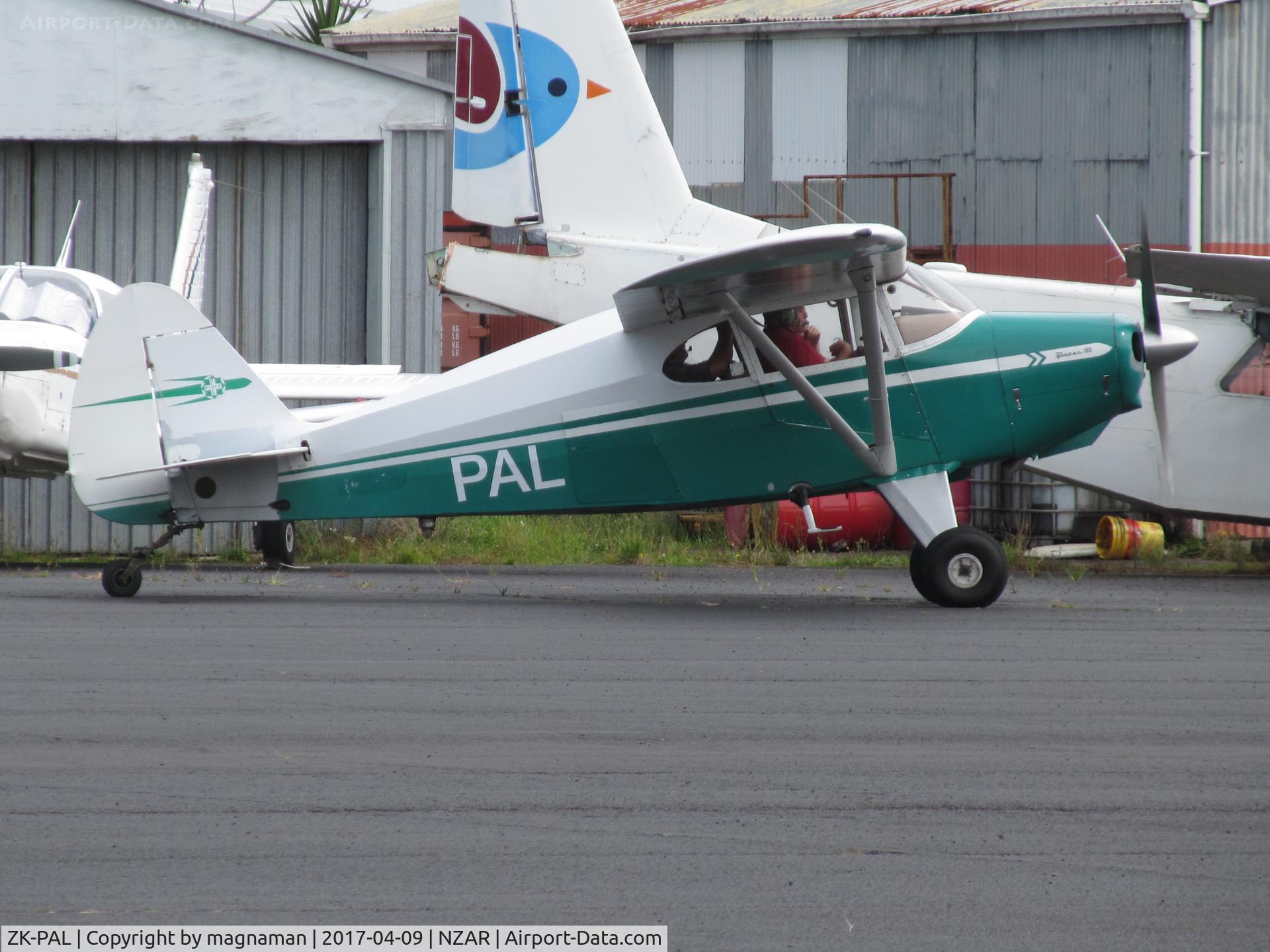 ZK-PAL, 1954 Piper PA-22-135 Tri-Pacer C/N 22-2298, off for a spin