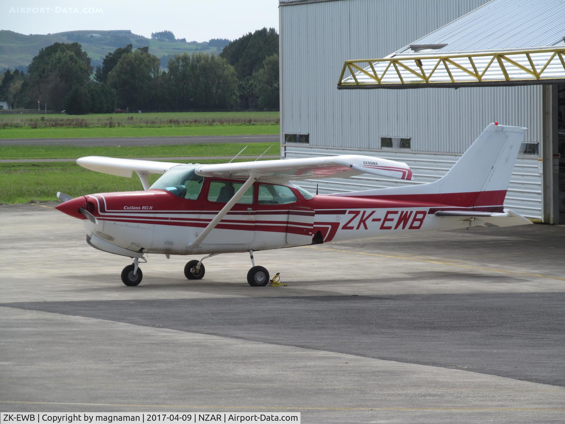 ZK-EWB, Cessna 172RG Cutlass RG C/N 172RG0671, first time seen by me