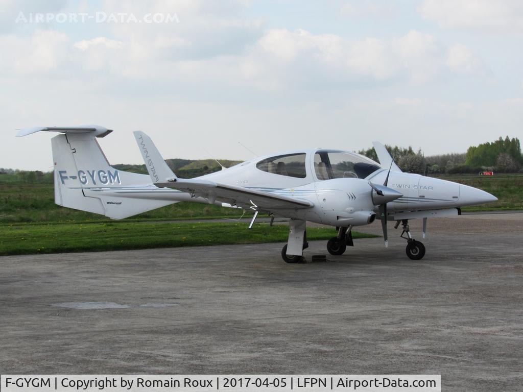 F-GYGM, Diamond DA-42 Twin Star C/N 42.023, Parked