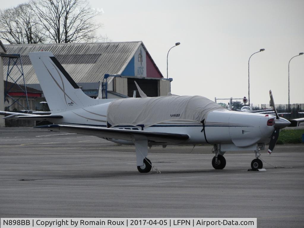 N898BB, 2008 Piper PA-46R-350T Malibu Matrix C/N 4692057, Parked