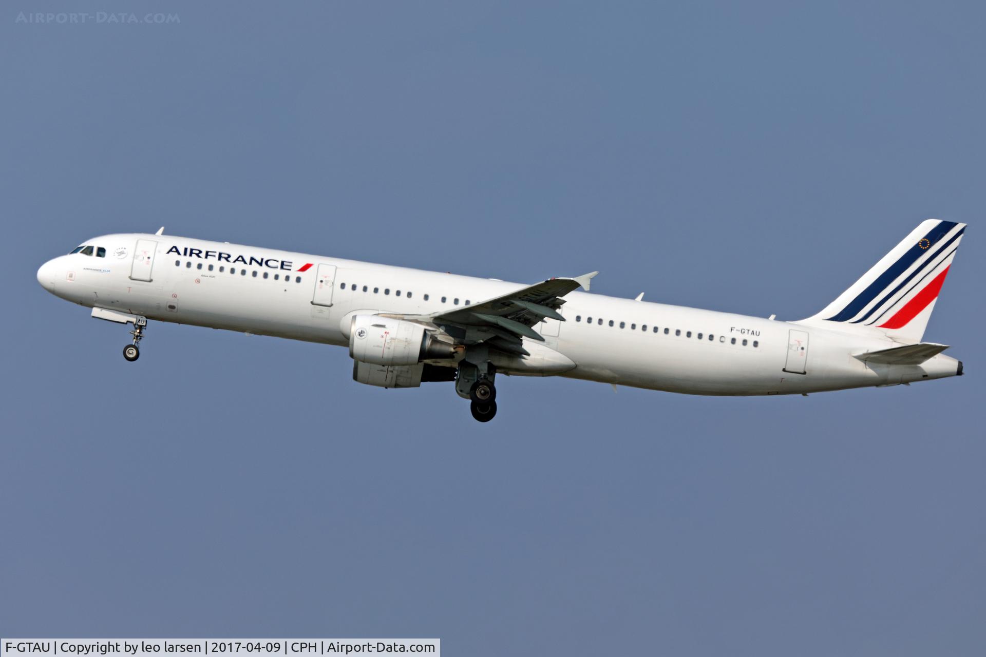 F-GTAU, 2009 Airbus A321-212 C/N 3814, Copenhagen 9.4.2017