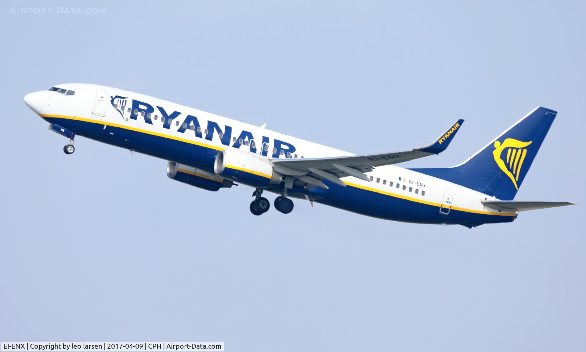 EI-ENX, 2010 Boeing 737-8AS C/N 40305, Copenhagen 9.4.2017