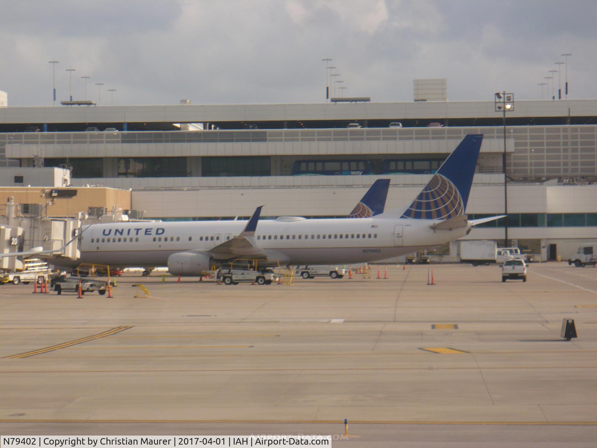 N79402, 2001 Boeing 737-924 C/N 30119, United 737-924