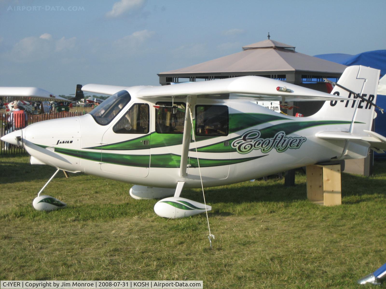 C-IYER, 2008 Explorer EXPLORER C/N CQS08J2, Oshkosh 2008 - the cabin has a table & chairs
