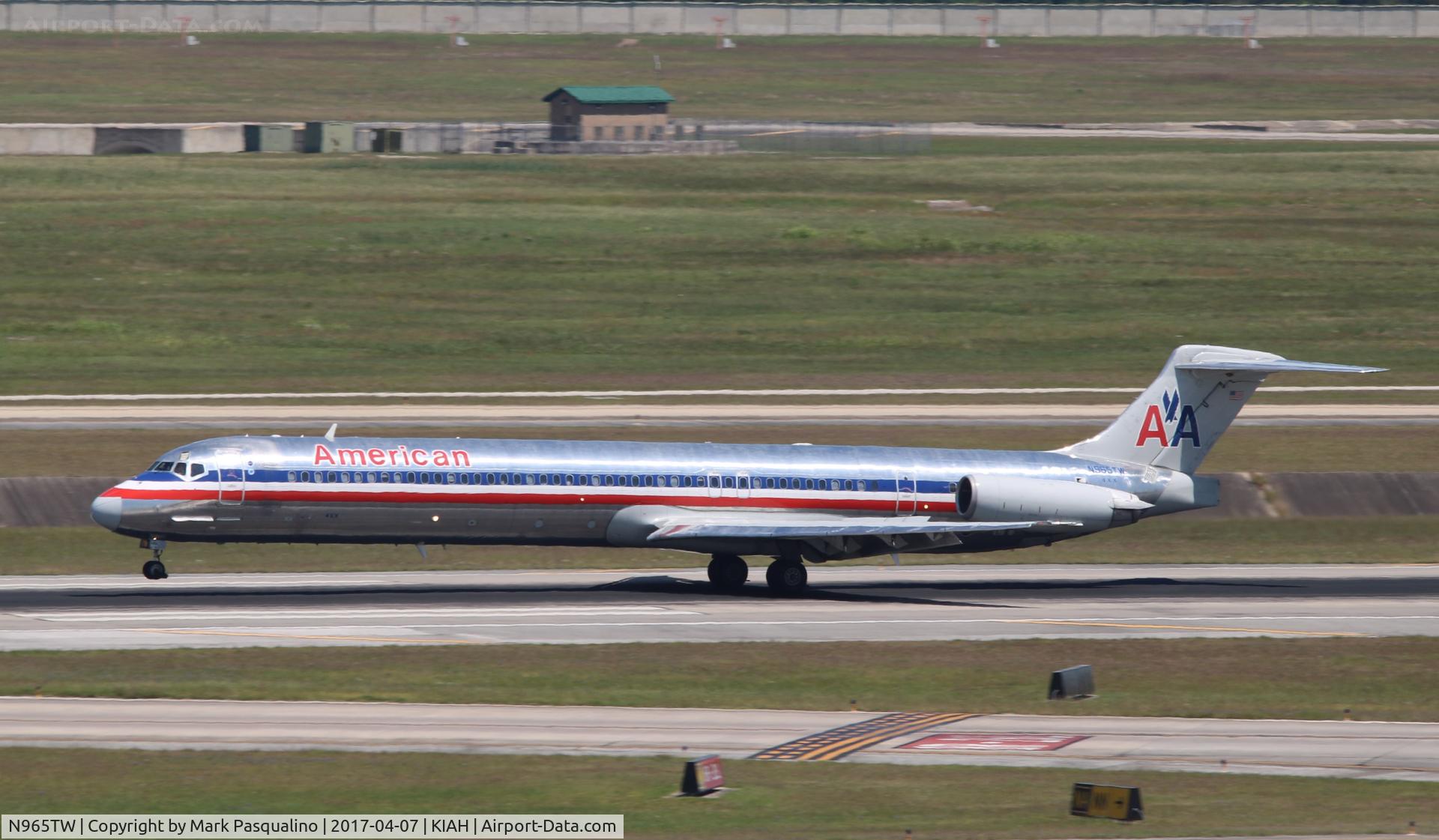 N965TW, 1999 McDonnell Douglas MD-83 (DC-9-83) C/N 53615, MD-83