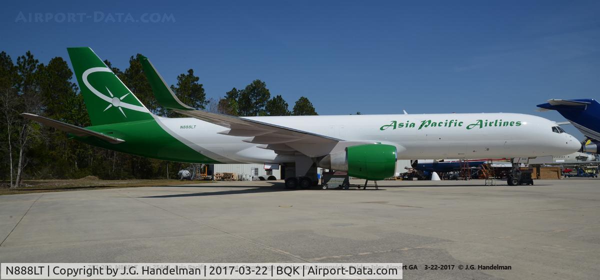 N888LT, 1992 Boeing 757-230/SF C/N 25441, Boeing 757-200 in Georgia.