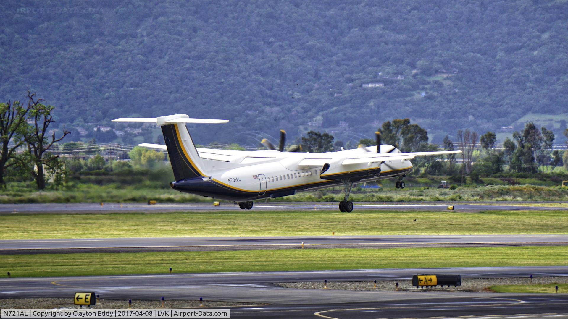 N721AL, 2008 De Havilland Canada DHC-8-402Q Dash 8 Dash 8 C/N 4235, Livermore Airport California 2017.