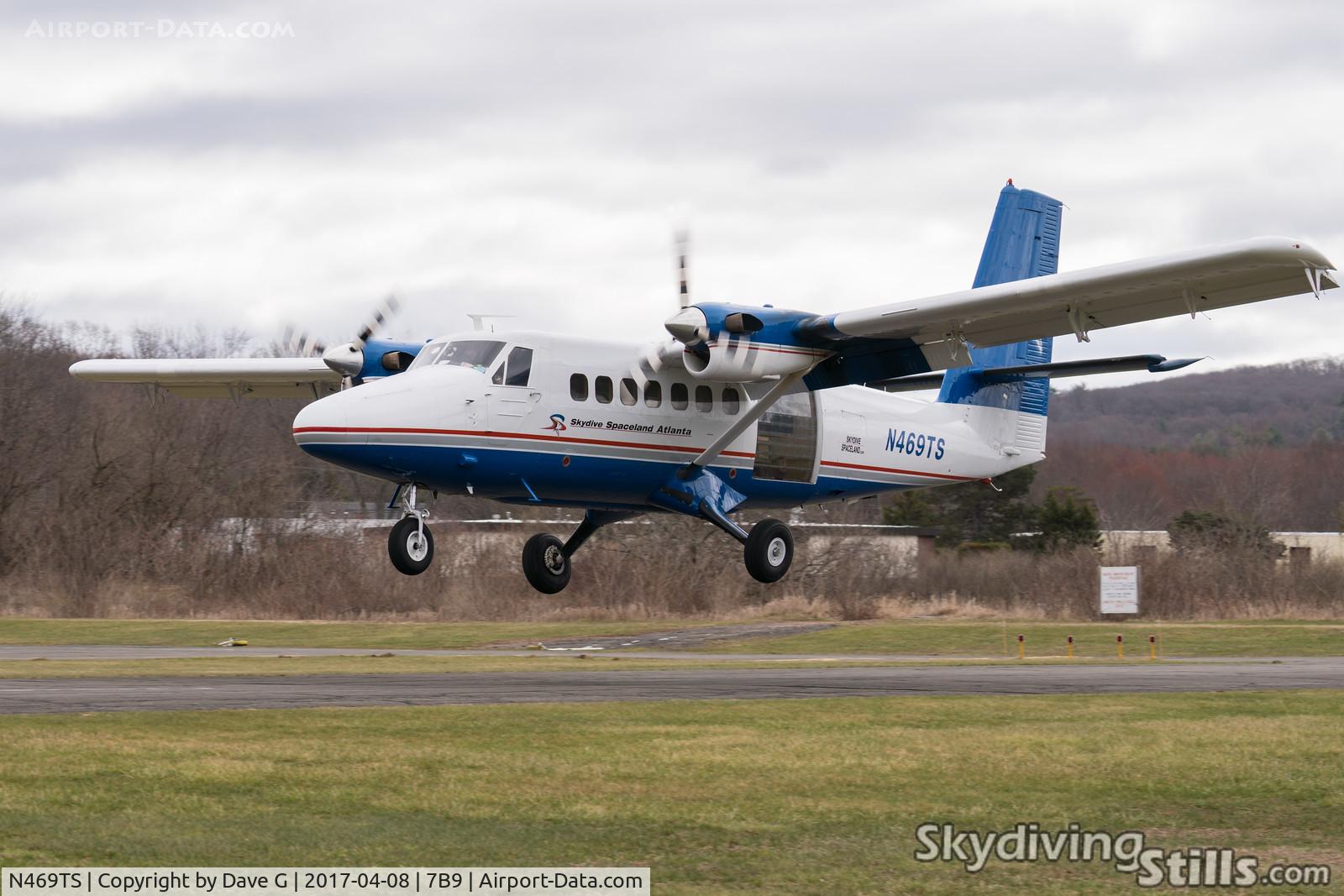 N469TS, 1968 De Havilland Canada DHC-6-200 Twin Otter C/N 149, Short final to Ellington, CT