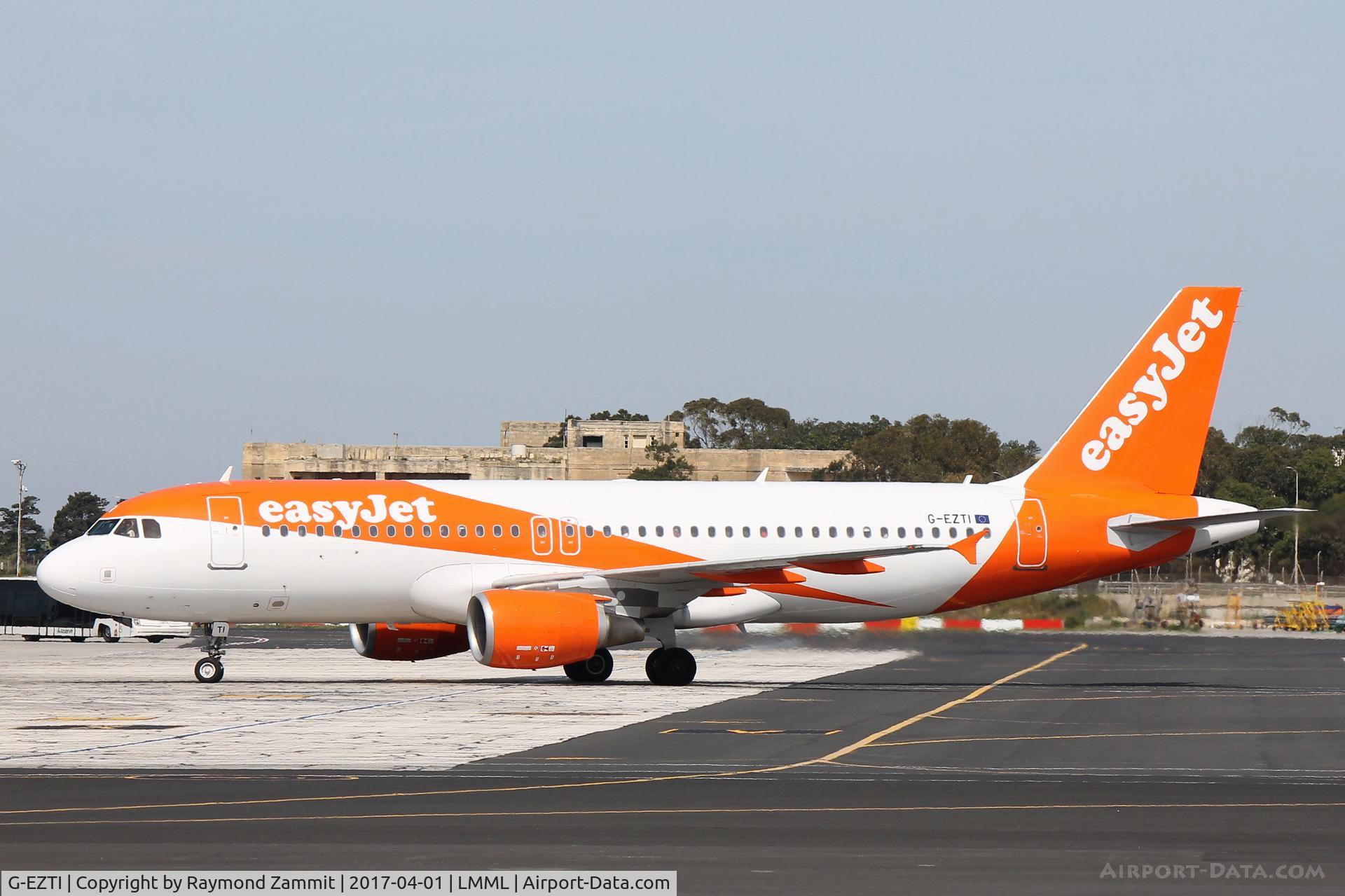 G-EZTI, 2009 Airbus A320-214 C/N 3975, A320 G-EZTI Easyjet