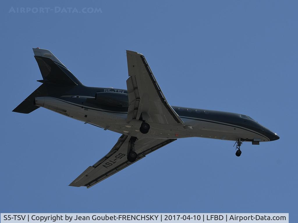 S5-TSV, 2001 Dassault Falcon 50EX C/N 315, Elitavia landing runway 23