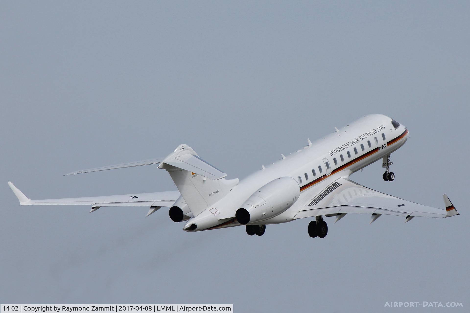 14 02, 2010 Bombardier BD-700-1A11 Global 5000 C/N 9404, Bombardier BD-700 14+02 German Air Force