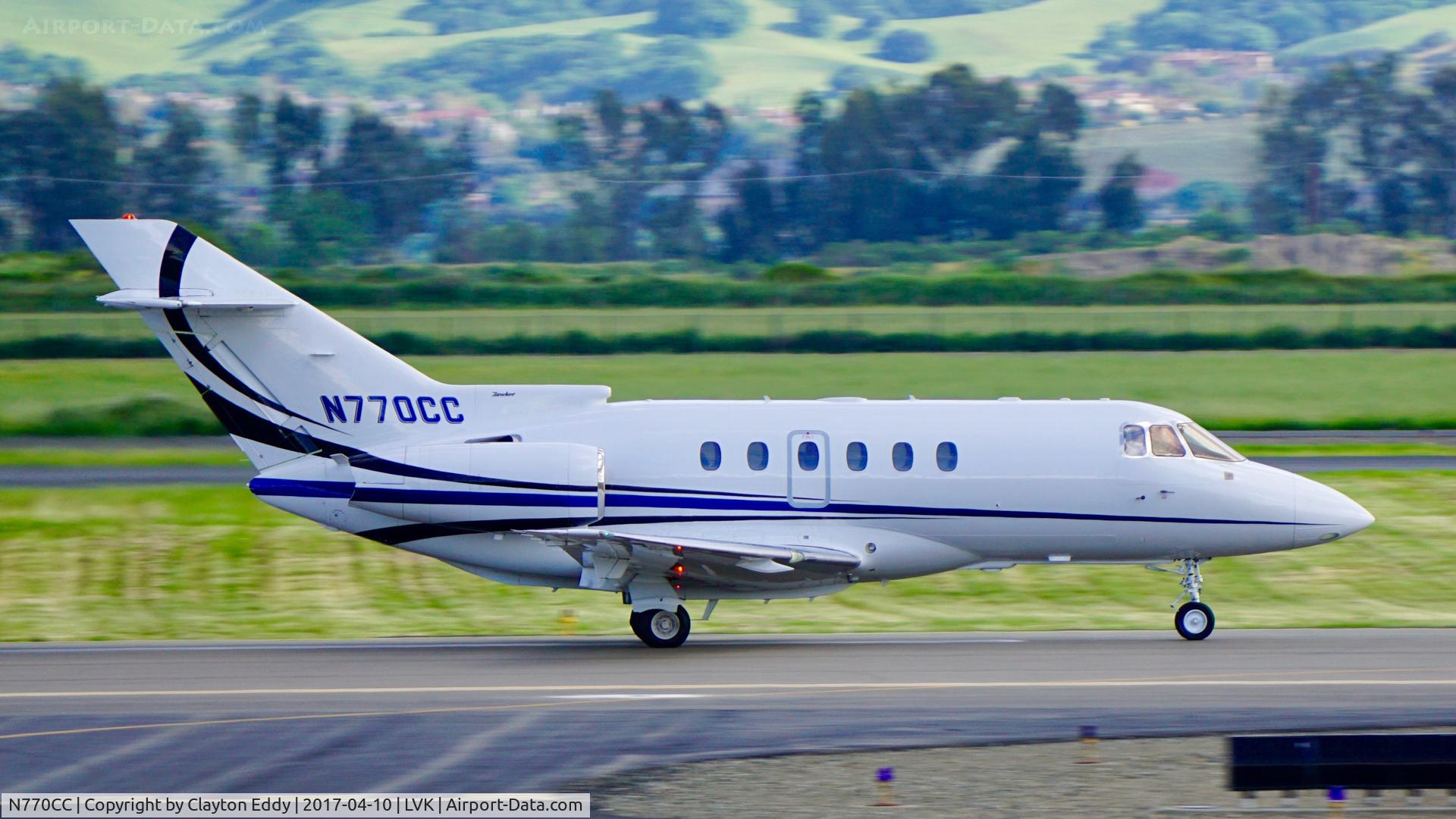 N770CC, 2002 Raytheon Hawker 800XP C/N 258587, Livermore Airport California 2017