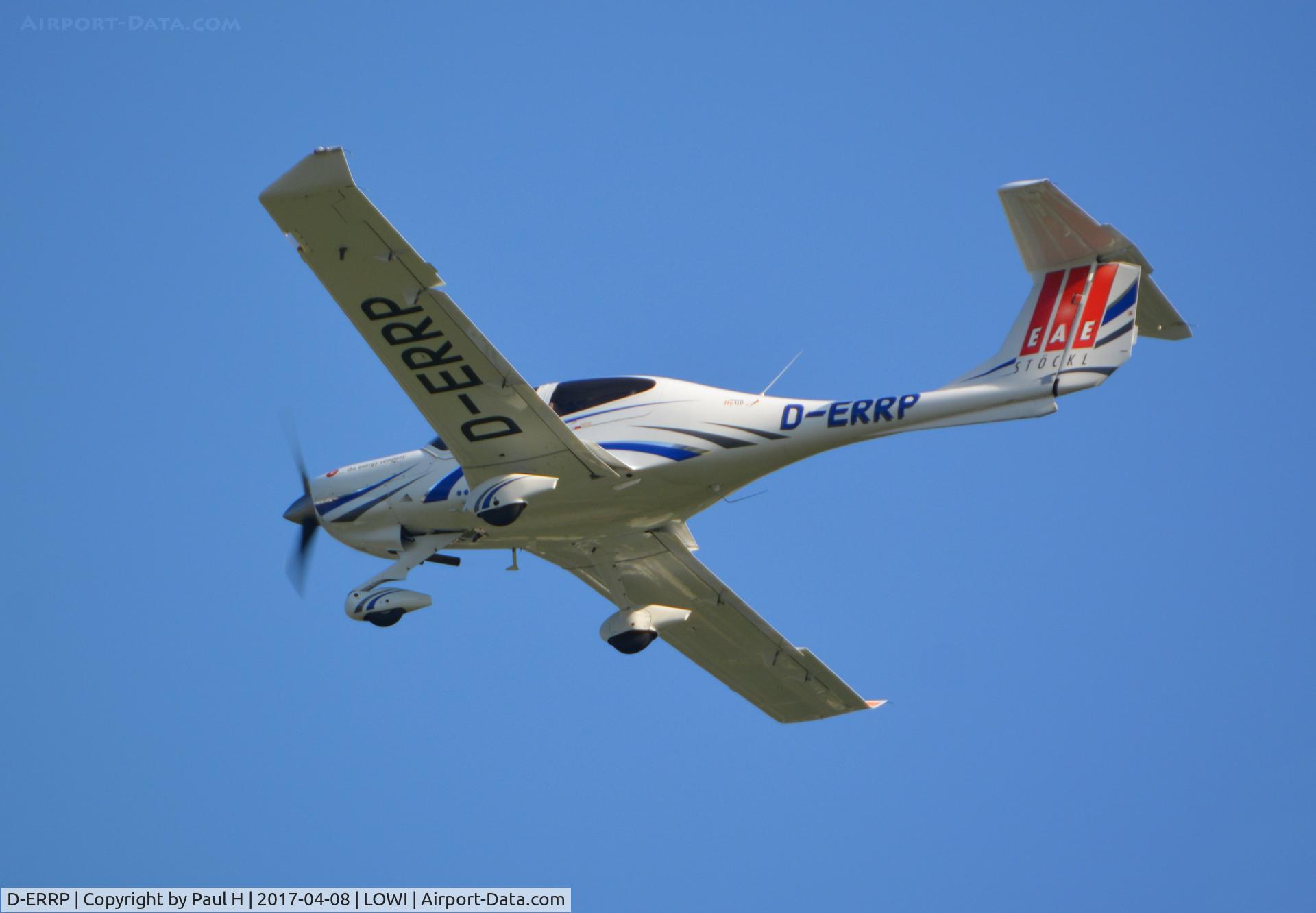 D-ERRP, Diamond DA-40 Diamond Star C/N D4.098, Take off at LOWI, Innsbruck, Austria
