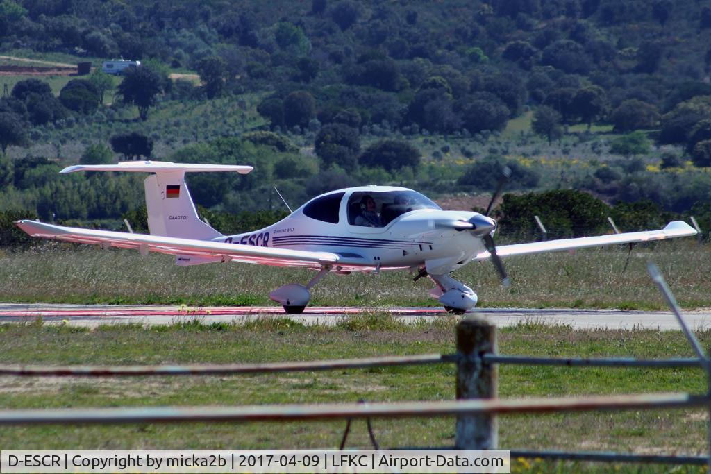 D-ESCR, 2004 Diamond DA-40D Diamond Star C/N D4.101, Taxiing