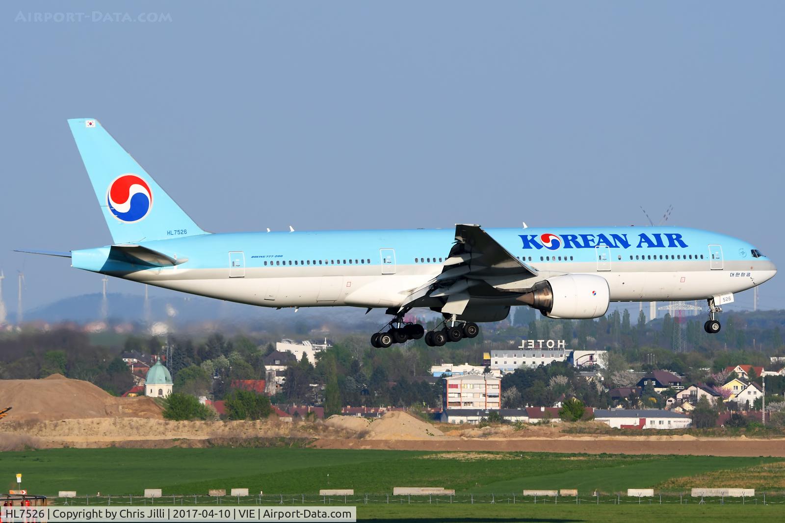 HL7526, 1988 Boeing 777-2B5/ER C/N 27947, Korean Air