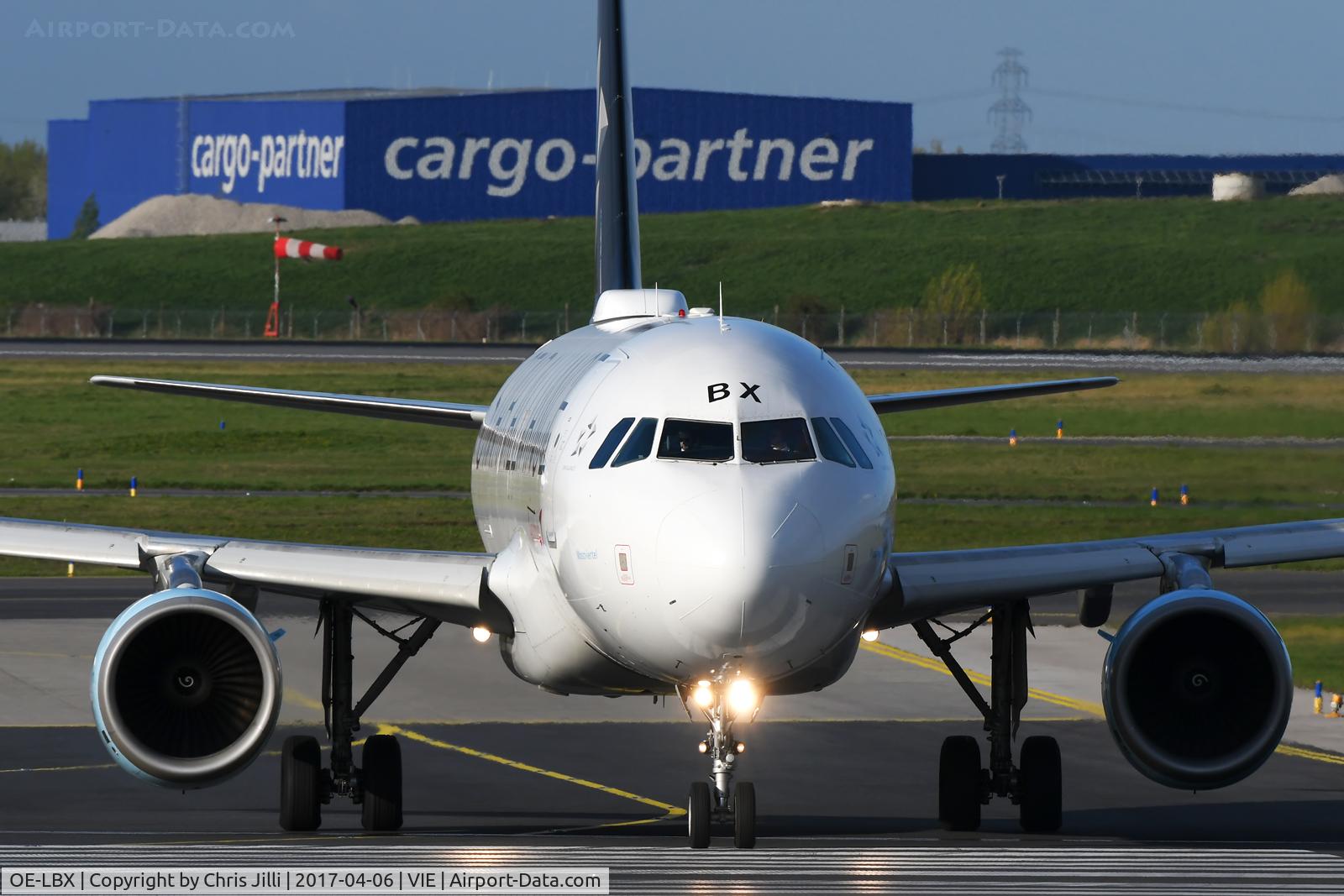 OE-LBX, 2002 Airbus A320-214 C/N 1735, Austrian Airlines
