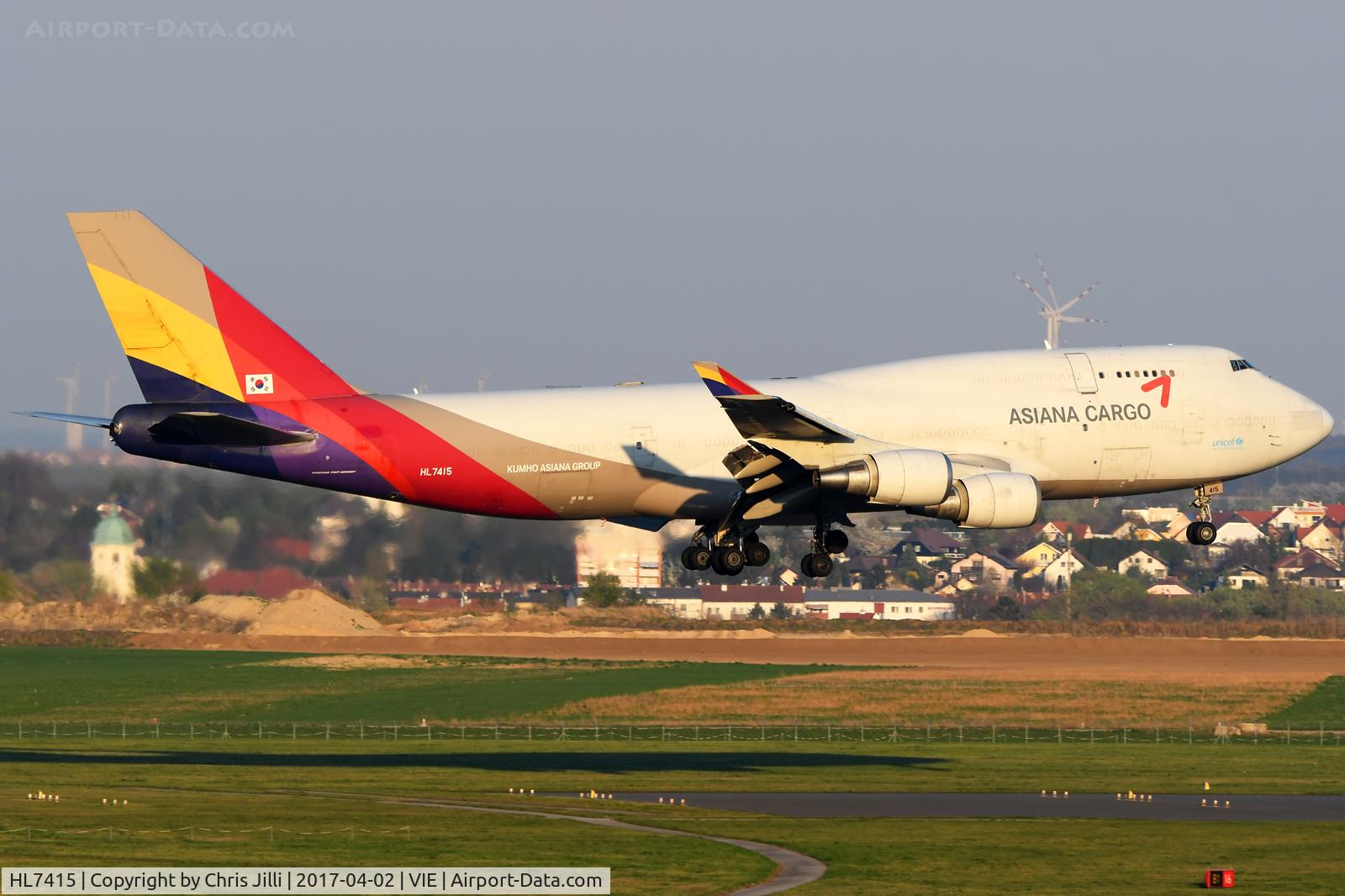 HL7415, 1993 Boeing 747-48EM(BDSF) C/N 25777, Asiana Cargo