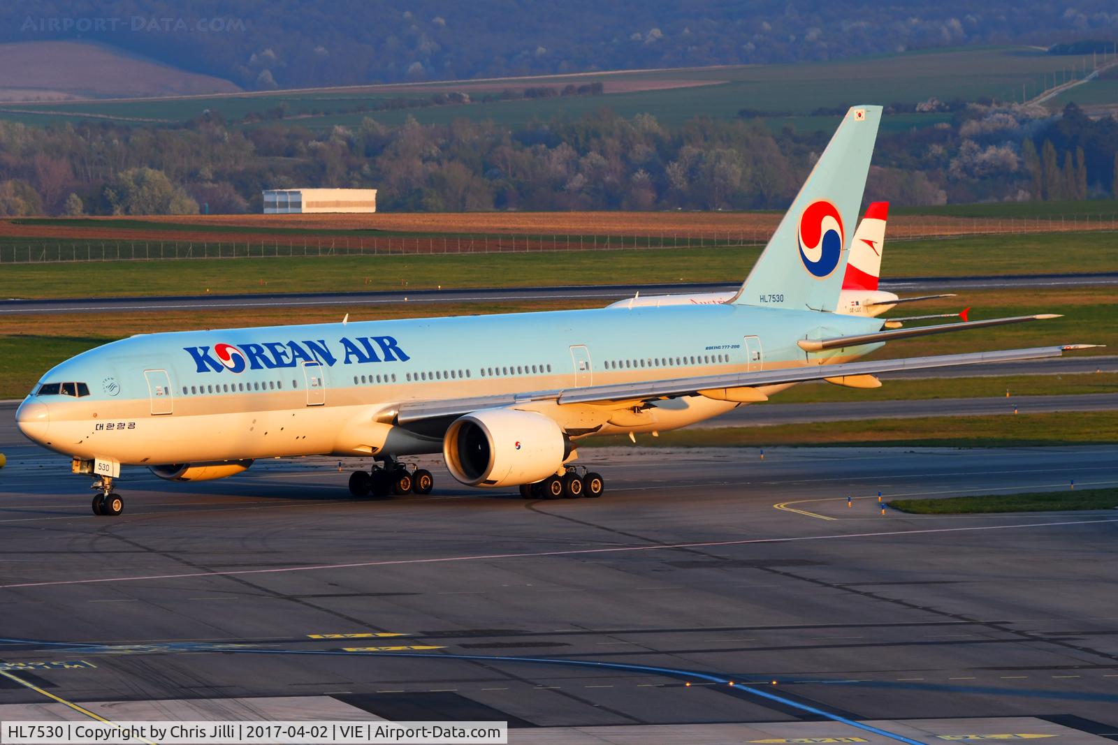 HL7530, 1997 Boeing 777-2B5/ER C/N 27945, Korean Air