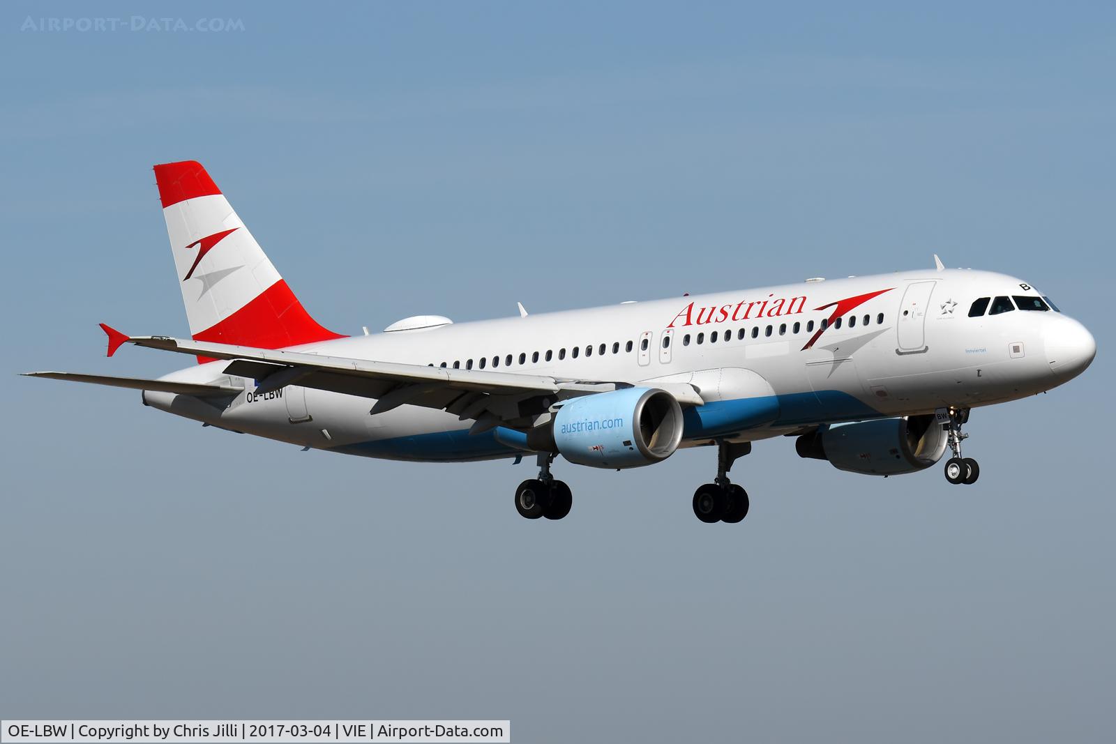 OE-LBW, 2001 Airbus A320-214 C/N 1678, Austrian Airlines