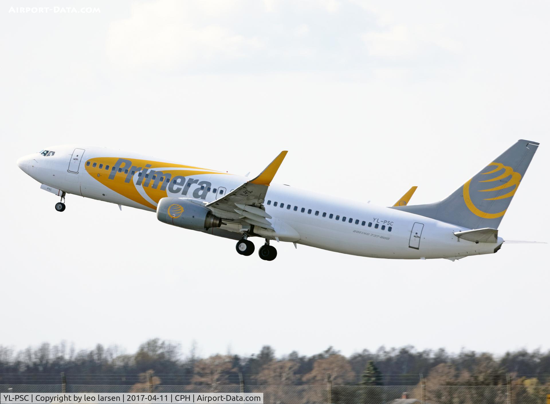 YL-PSC, 2002 Boeing 737-86N C/N 33419, Copenhagen 11.4.2017