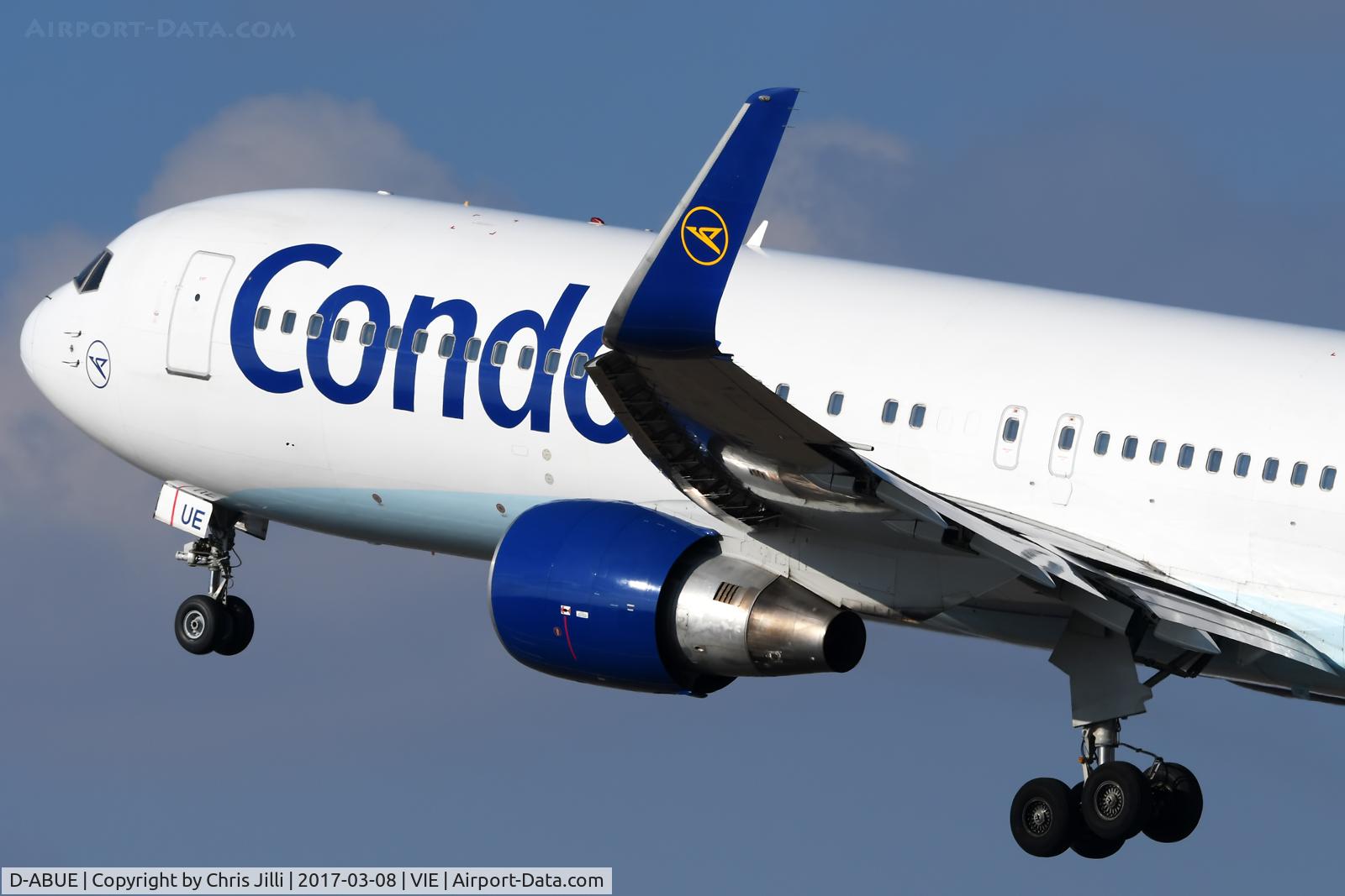 D-ABUE, 1993 Boeing 767-330/ER C/N 26984, Condor