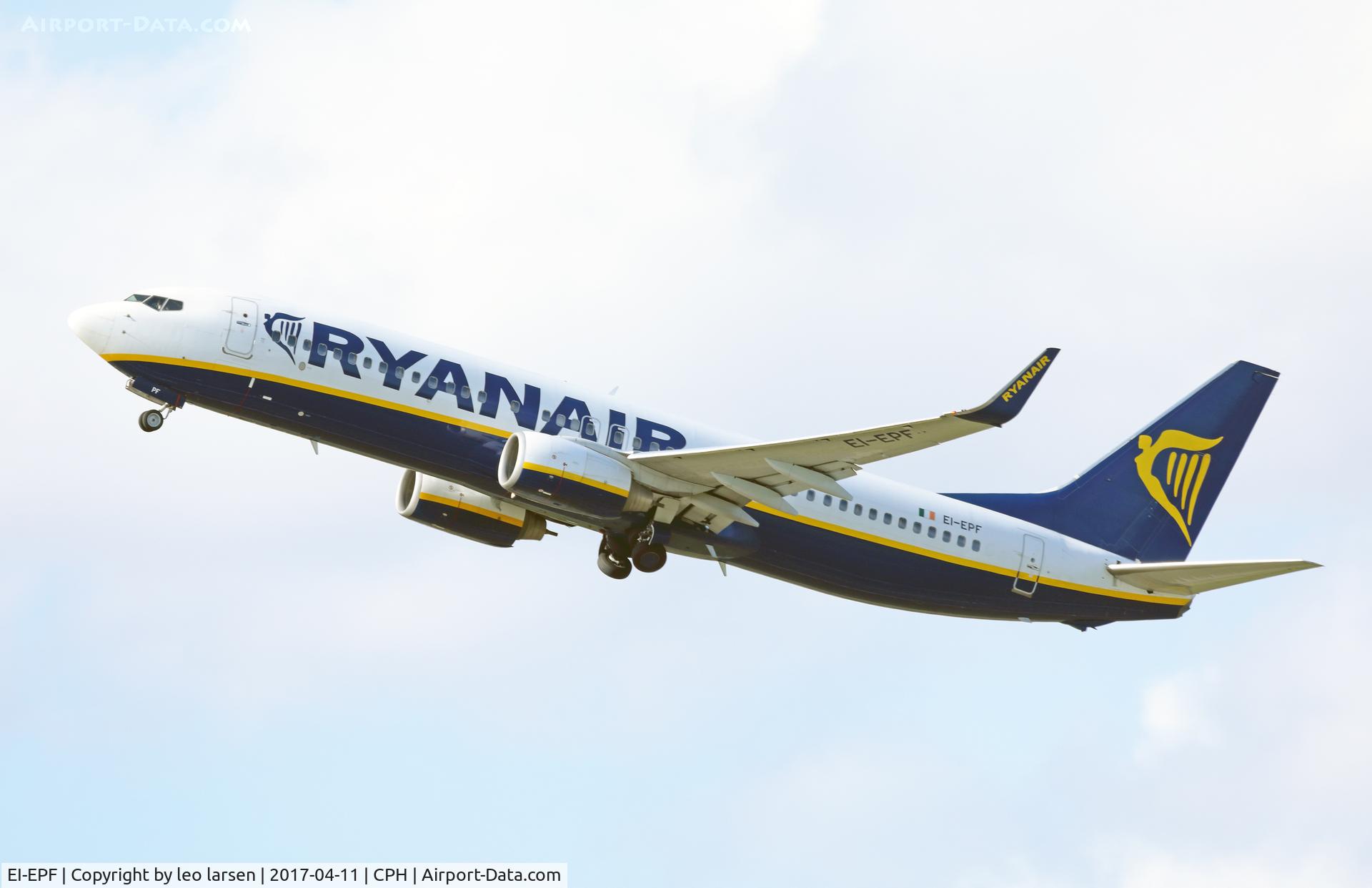 EI-EPF, 2011 Boeing 737-8AS C/N 40309, Copenhagen 11.4.2017
