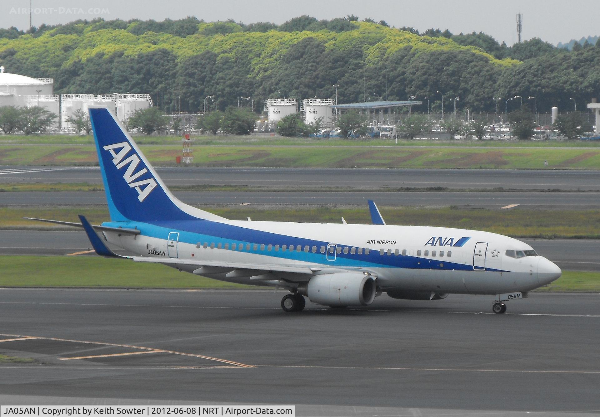 JA05AN, 2006 Boeing 727-781 C/N 33875, Taxying for departure