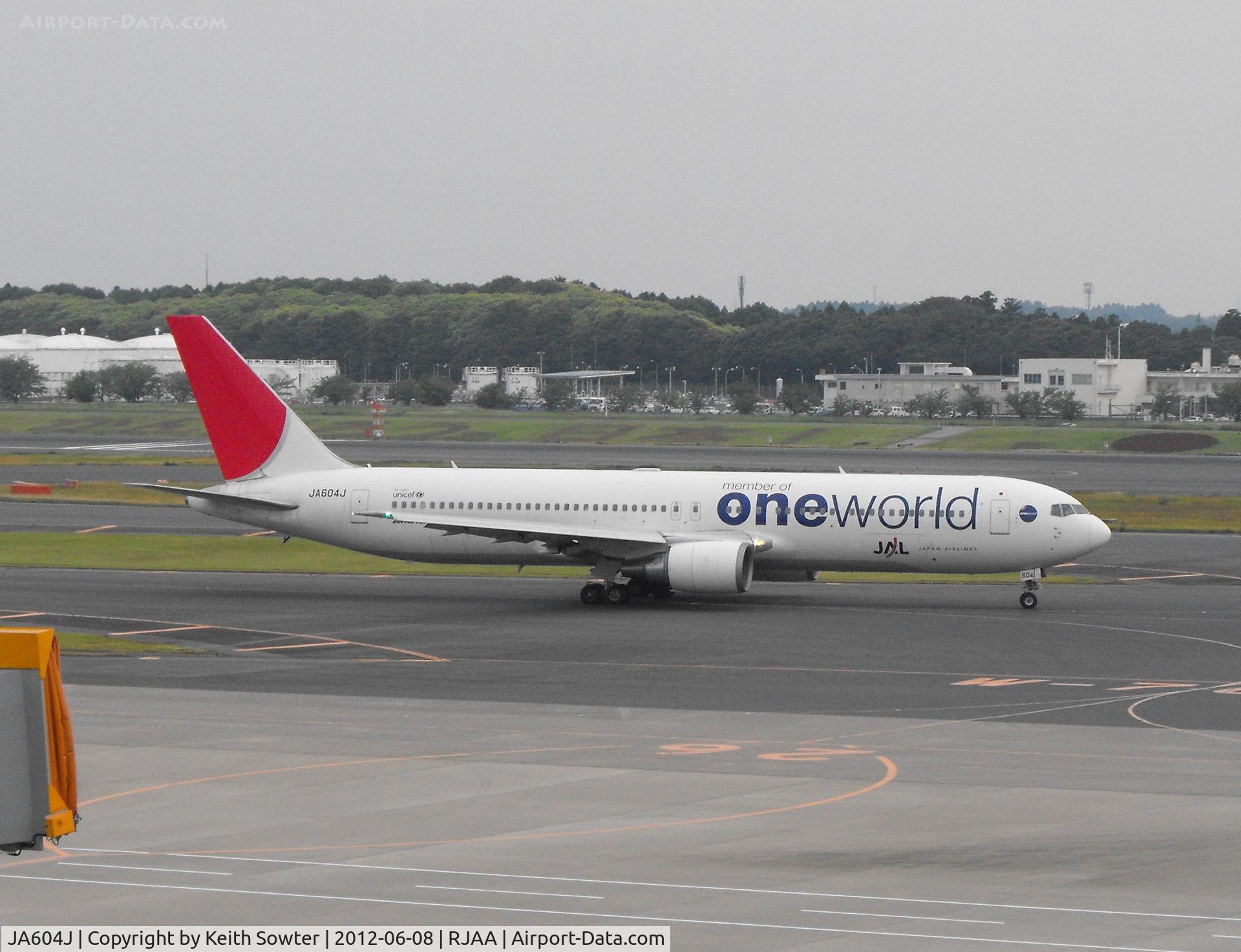 JA604J, 2003 Boeing 767-346/ER C/N 33493, Taxying for departure