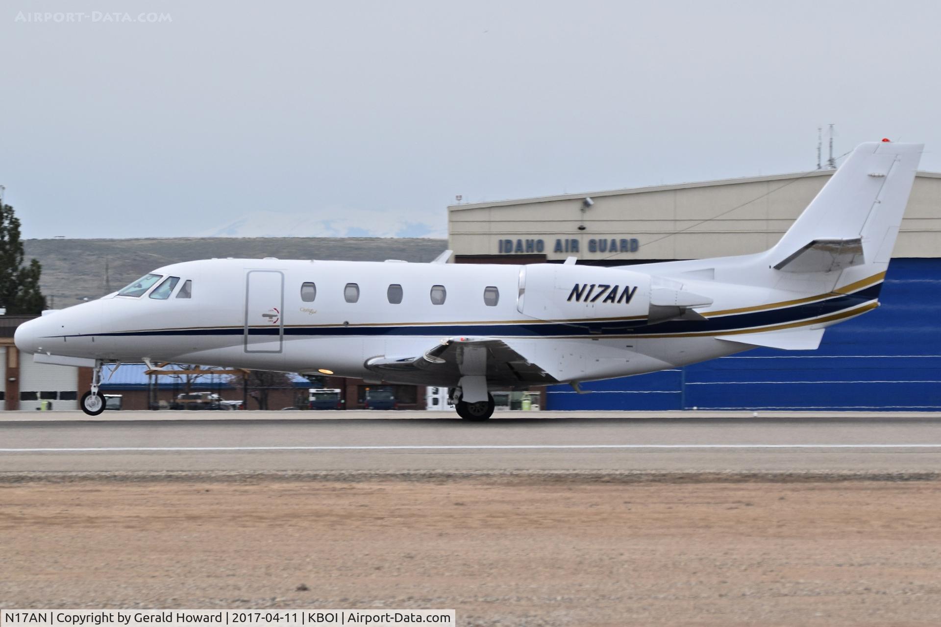 N17AN, 1999 Cessna 560XL Citation Excel C/N 560-5030, Take off roll on RWY 10R.