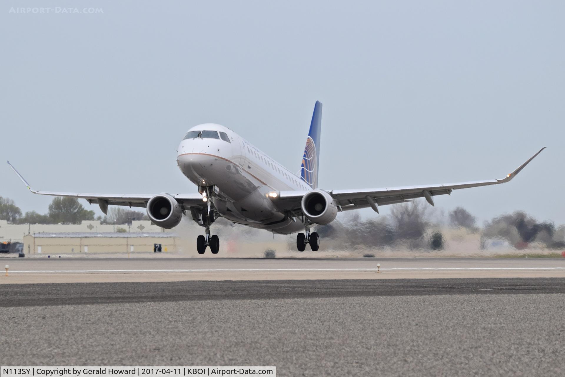N113SY, 2014 Embraer 175LR (ERJ-170-200LR) C/N 17000407, Take off from RWY 10L.