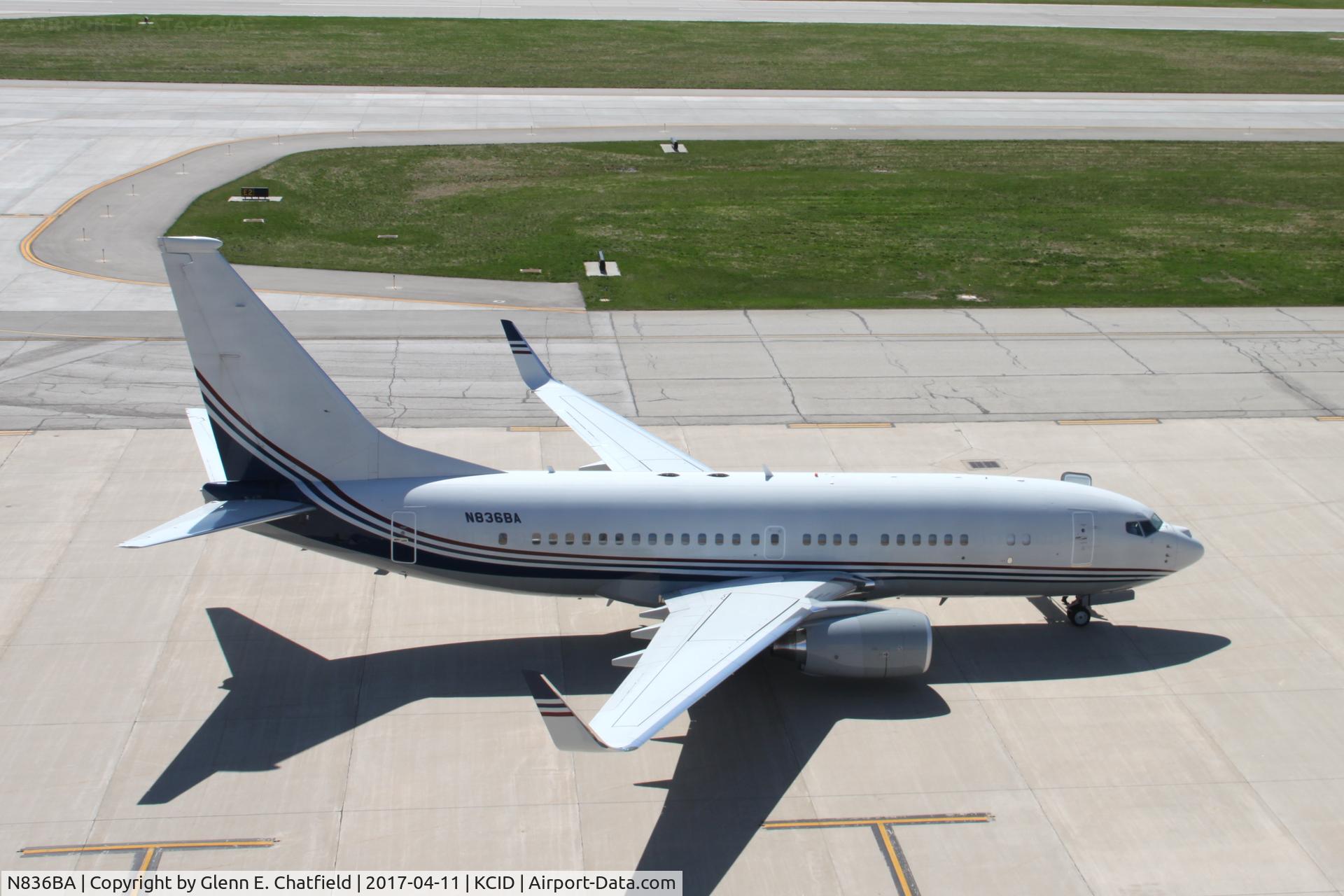 N836BA, 2000 Boeing 737-7BC C/N 30756, Shot from the control tower.